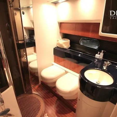 Habiba Luxury Motor Yacht Botel Ta Xbiex